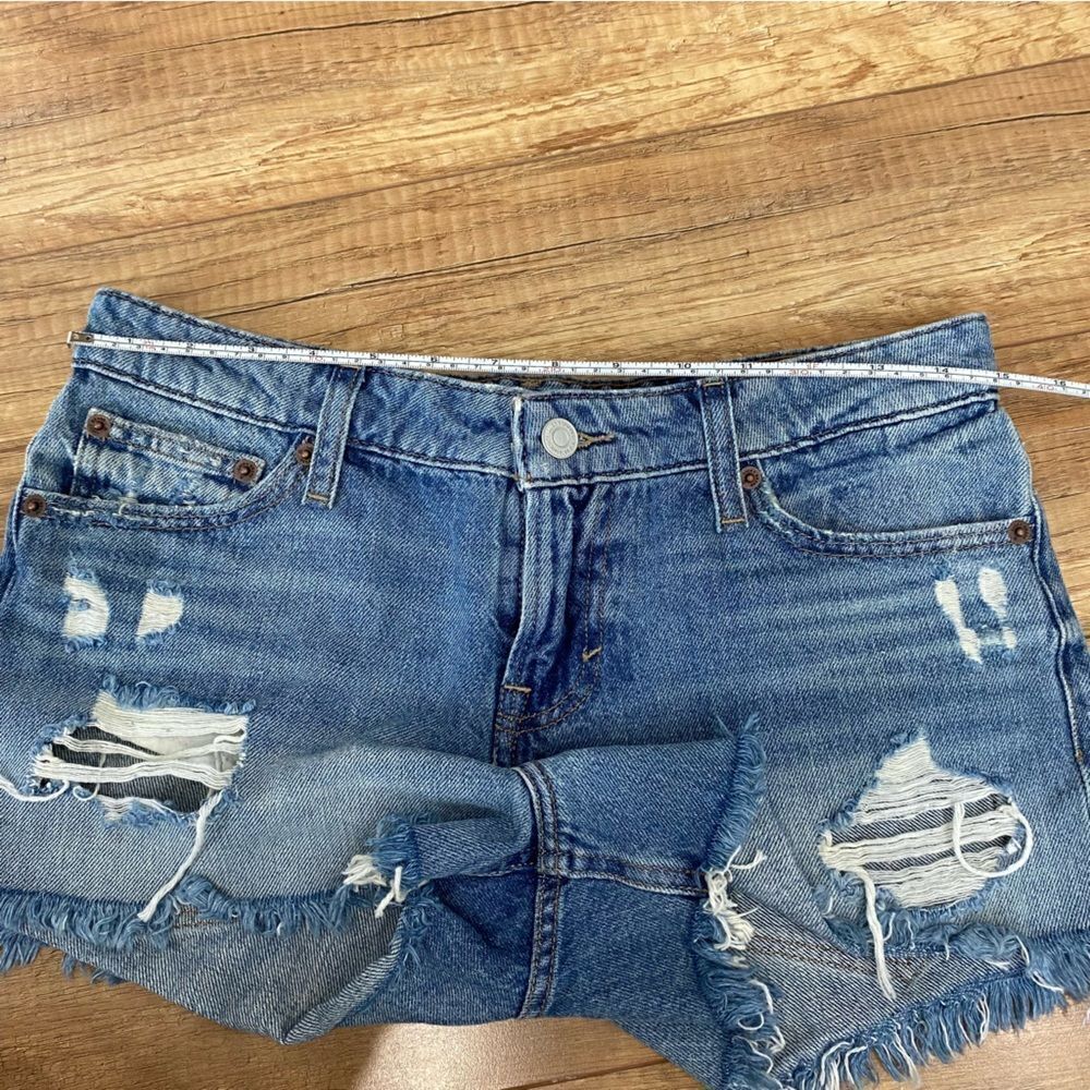 Lucky Brand Cut Off Short - Picture 11 of 14